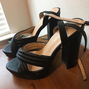 Liliana Stacked Heels, Size 8